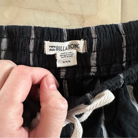 Billabong shorts - Picture 3 of 3